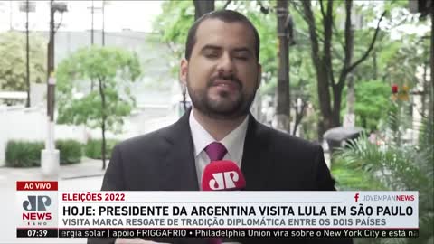 Presidente da Argentina visita Lula em São Paulo