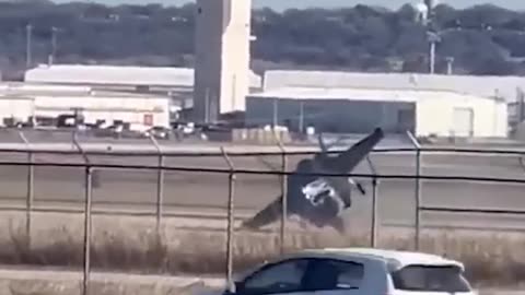 Texas pilot ejects himself from F35B Air Base