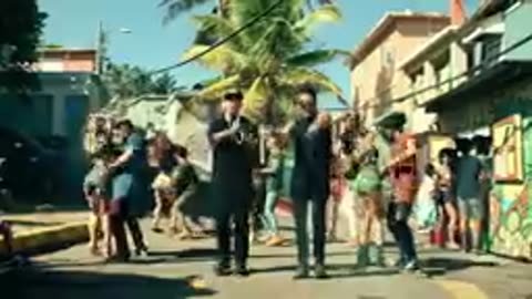 Luis Fonsi - Despecito ft. Daddy yankee