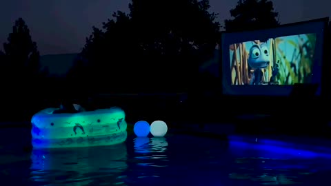 How to Throw a Pool Movie Party That Your Family Will Love