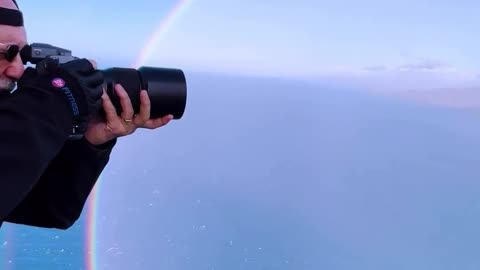 Rainbows at every angle in Hawaii 🌈! Have you seen a 360° rainbow before. 🤩