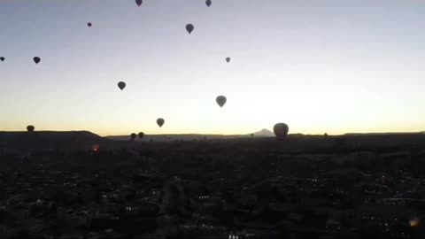 Hot balloon🎈 😍🥰#hot, #balloons #airballoon #hotballoon #awesome #adventure #amazing