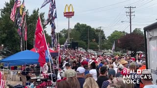 There was a HUGE line of Patriots waiting