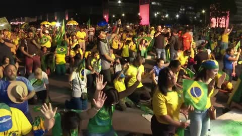 Bolsonaro voters pray as rival Lula wins Brazil presidential runoff | AFP