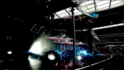Muse - Butterflies and Hurricanes (LIVE)