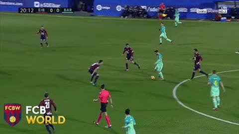 Leo Messi amazing pass vs Eibar