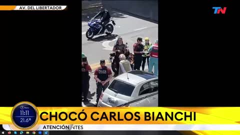 Carlos Bianchi chocó contra una moto en Avenida del Libertador