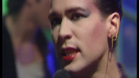 Human League - Don't You Want Me = TOTP 1981