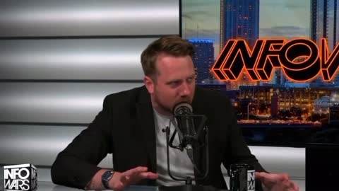 Elijah Schaffer On InfoWars