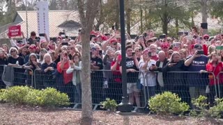 Trump rally in South Carolina. Apparently some people are tired of WARS, and being lied to.