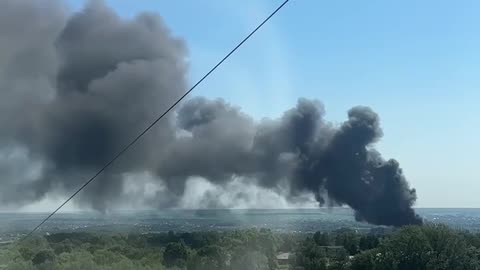 🔥🔥🔥 Kursk. Strong fire continues. Local residents say that military unit is P3