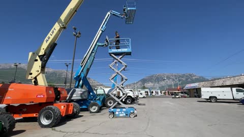 Scissor Lift 2013 Genie GS-1930 Electric 19' Platform