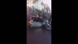 Barbell Bench Press (160 kg)