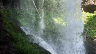 HIKING BEHIND Middle North Waterfall! | Trail of Ten Falls | Silver Falls State Park | Oregon | 4K