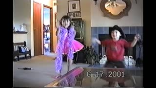 Kid's dancing