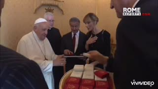 sylveste stallone and his family meet the pope francis