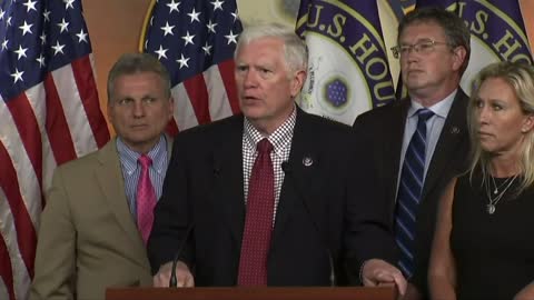 Mo Brooks UNLOADS on Media Hack Defending Chi-Coms During Presser on Fire Fauci Act