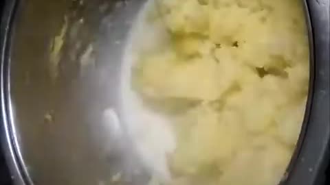 How to make Mashed Potatoes-Recipe for Creamy Mash Potatoes