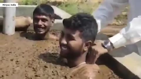 Indians bathe in cow dung to ward off COVID19