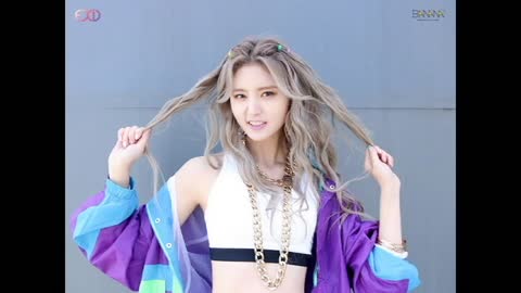 EXID Junghwa Is Such A Hottie With Blonde Hair!