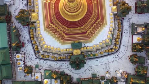 Shwedagon Pagoda (Myanmar) The splendid Shwedagon Pagoda in Yangon, Myanmar