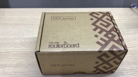 Routerboard RB 750 Gr3