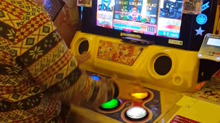 Hilarious Side By Side Gaming In Japanese Arcade