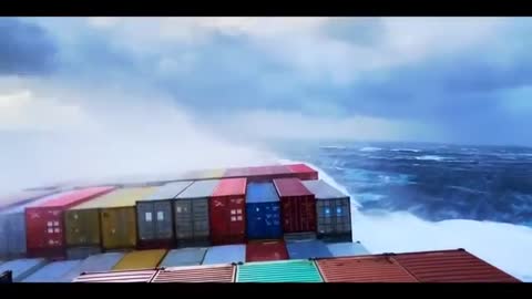 Top 10 large container ships crashing at waves in storm