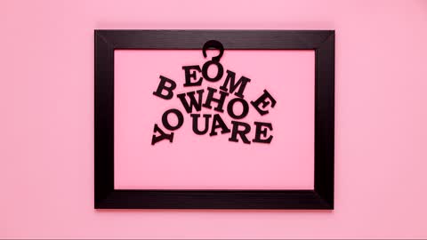 An Animation of a Saying on a Frame