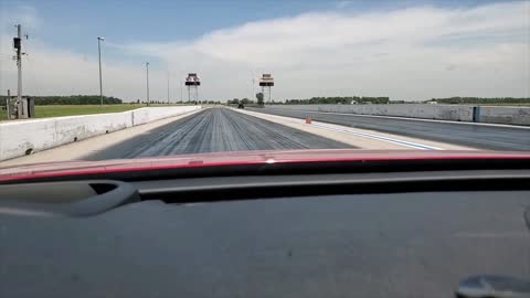 Kia Stinger GT vs Dodge Challenger 1 4 Mile