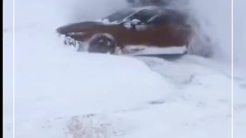 Winter Car Envy: Witness How These Vehicles Rock the Snow Scene!