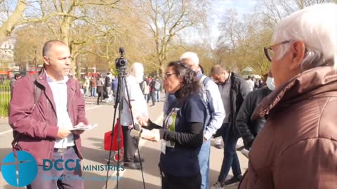Women are like a Queen Disagreeing with the Quran Speakers Corner