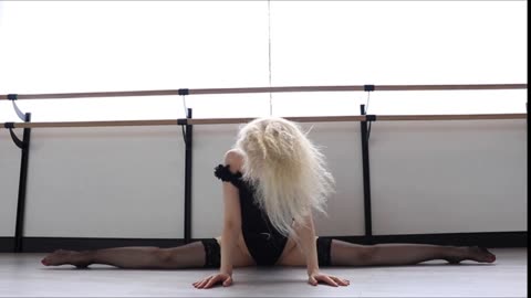 yoga-flow-flexibility-full-body-stretch