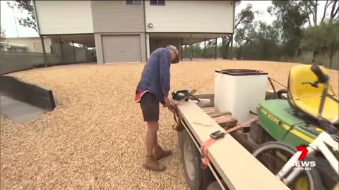 Riverland braces for worst flooding in 50 years _ 7NEWS