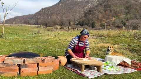 "Epic Shawarma Extravaganza: Roasting a Whole 100kg Bull on a Spit!"