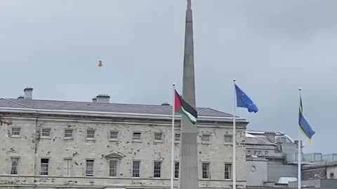 👀 Ireland Hoisted Palestinian Flag Outside The Parliament Building In Dublin
