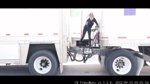 A 27-year-old delivery girl loves trucks