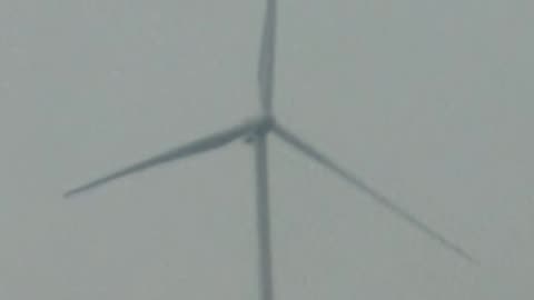 Big wind turbins