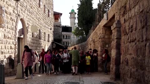 Moving theater takes audiences on tour of Jerusalem