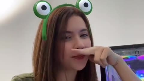 🐸