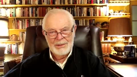 G Edward Griffin "The Creature From Jekyll Island" breaks down the banking cartel