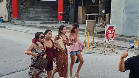 ANGELES CITY WALKING STREET - Philippines Girl Bars