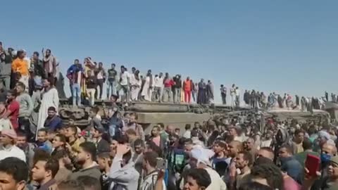 Choque de dos trenes en sur de Egipto