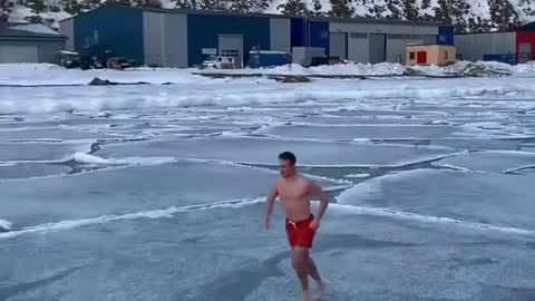 Aurora Borealis Observatory - Morning swim on Svalbard (Norway) 😍 Facebook