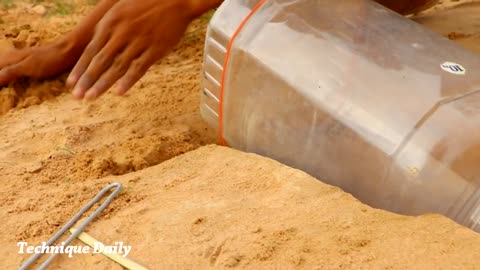 Build Unique Underground Parrot Trap Using Deep Hole Bottle Plastic - Simple Parrot Trapp6