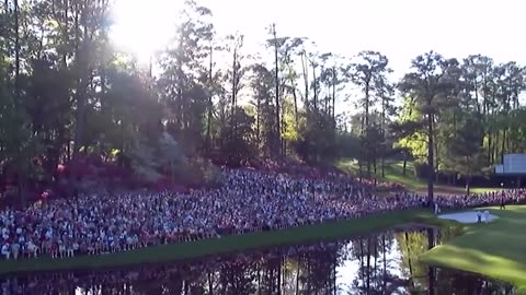 Tiger Woods' Chip on the 16th Hole - Iconic Masters Moments