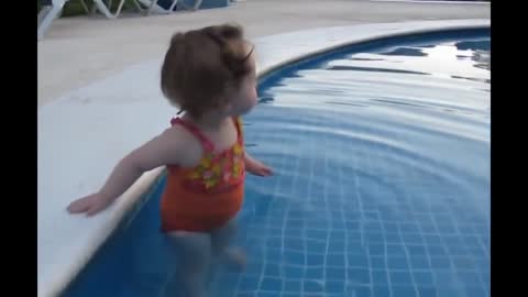 Funny Videos For Kids 2021 - Funny BABY try to get the swimming POOL