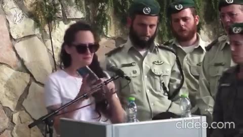 At the funeral of Arnon Zemorah, the heroic IDF soldier who was killed