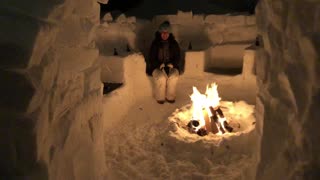 Snow Bound Couple Builds Mind-Blowing Snow Fort