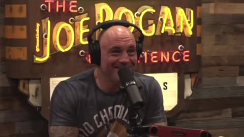 “Vote Republican” - Joe Rogan Says Dems Lost The Nation's Trust During Pandemic